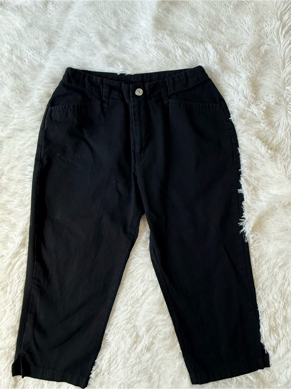 Black Capris